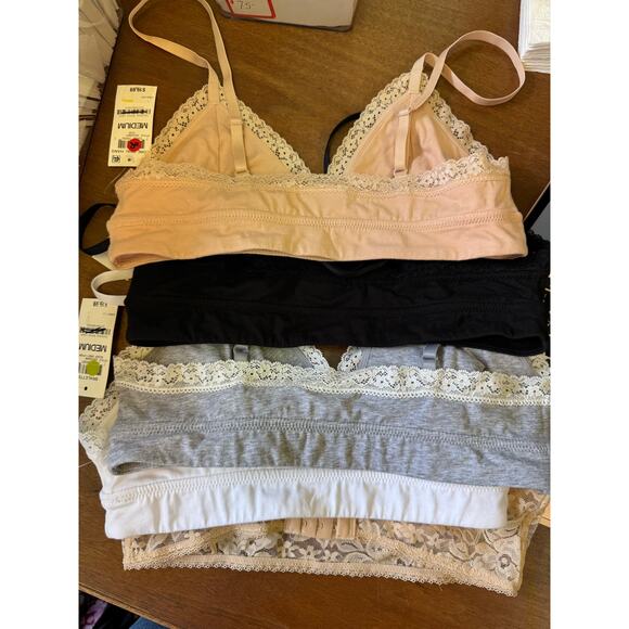 JENNI CORE BRALETTE 95% COTTON WOMENS SIZE Medium Bralette bundle 24 pieces - Picture 1 of 5